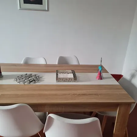 Duplex Centre160m2 Climatisation 3 Avec Parking * Nimes