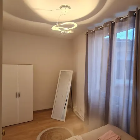 Daire Duplex Centre160m2 Climatisation 3 Avec Parking *
