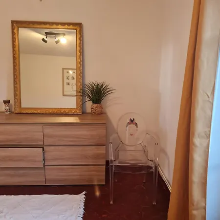 Duplex Centre160m2 Climatisation 3 Avec Parking Nimes