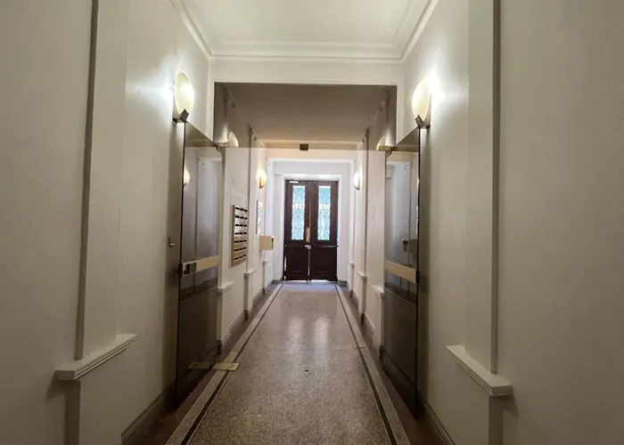 Duplex Centre160m2 Climatisation 3 Avec Parking شقة