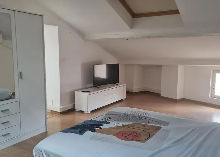 Duplex Centre160m2 Climatisation 3 Avec Parking نيم